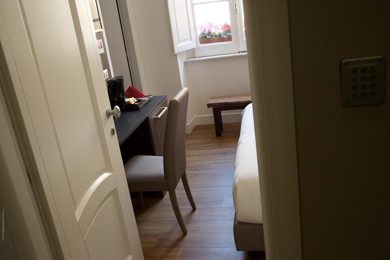 Duomo Residence Наполи Екстериор снимка