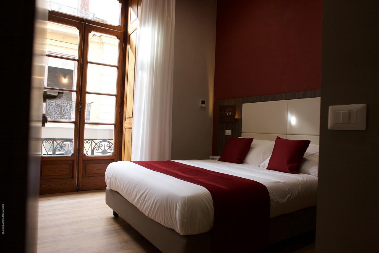 Duomo Residence Наполи Екстериор снимка