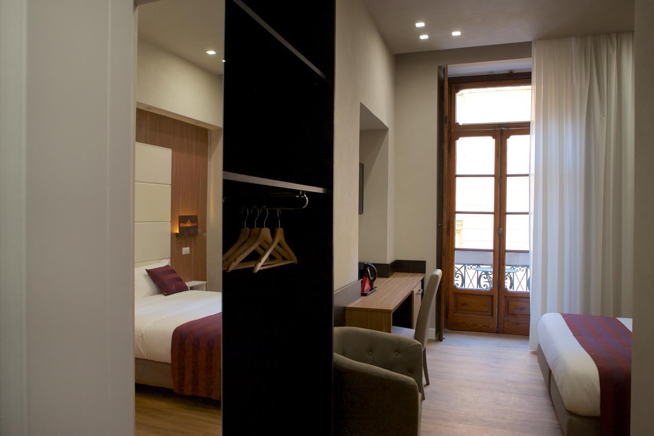 Duomo Residence Наполи Екстериор снимка